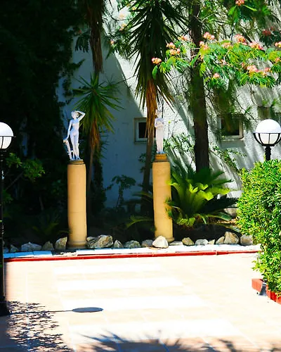 Achousa (adults Only) 3*