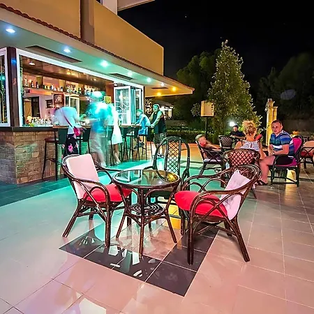 Achousa (adults Only)