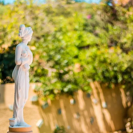 Achousa (adults Only) アパートホテル 3*