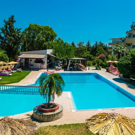 Achousa (adults Only) アパートホテル 3*