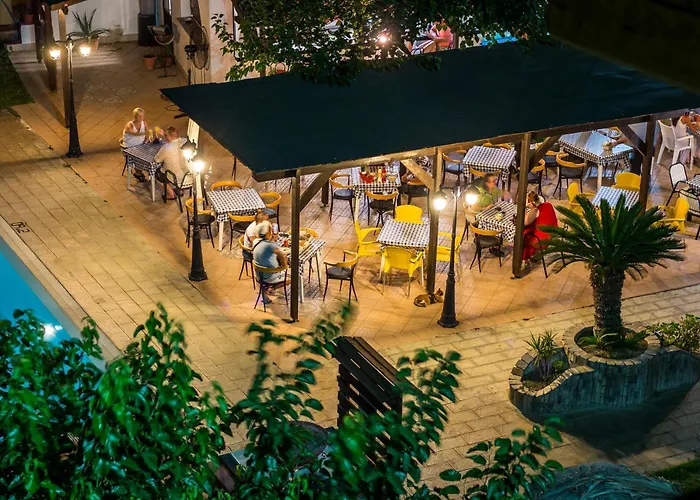 Achousa (adults Only) 3*