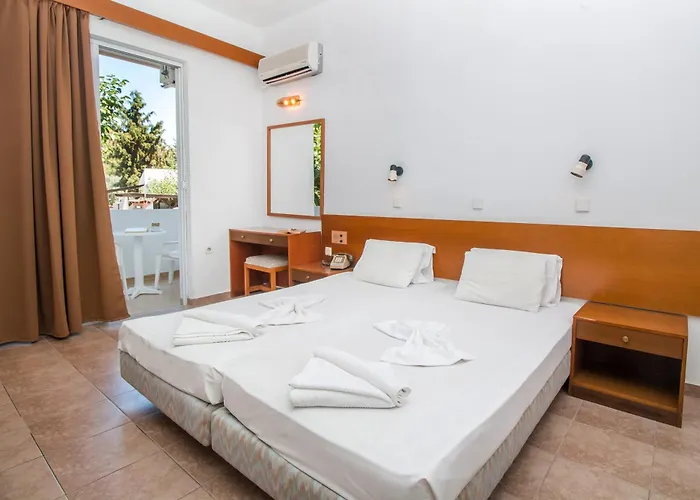 Achousa (adults Only) Hotel apartamentowy 3*