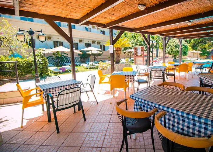 Achousa (adults Only) Hotel apartamentowy Faliraki