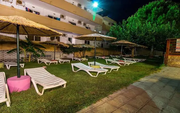Achousa (adults Only) Hotel apartamentowy 3*