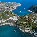 Achousa (adults Only) Апарт-отель 3*