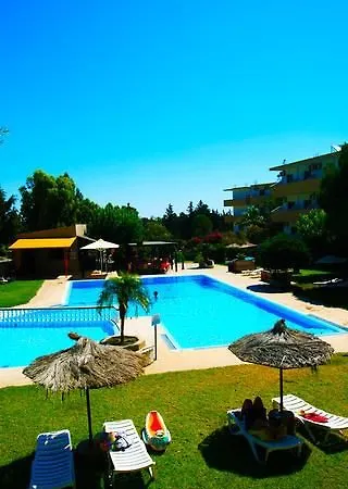 מלון דירות Achousa (adults Only) 3*