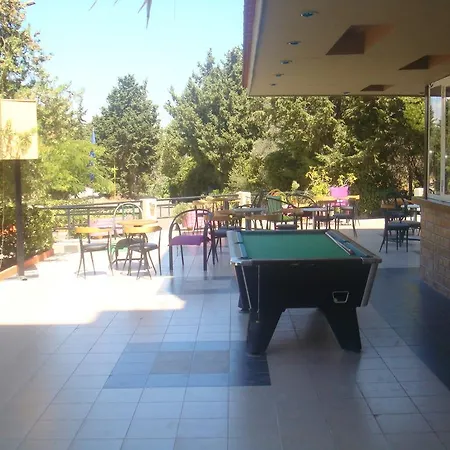מלון דירות Achousa (adults Only) פליראקי
