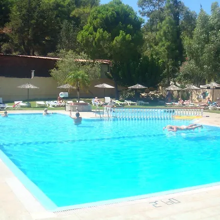מלון דירות Achousa (adults Only)