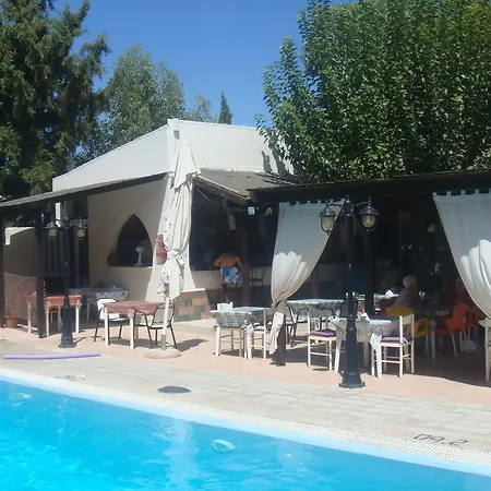 Hotel apartamentowy Achousa (adults Only)